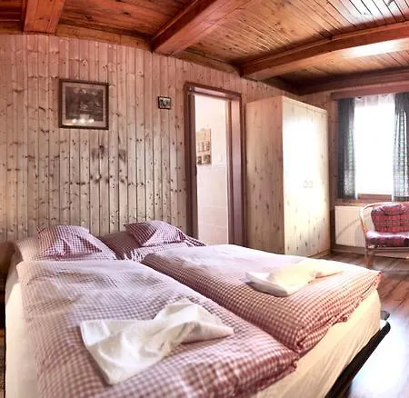 U Stehliku