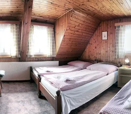U Stehliku Ruzova